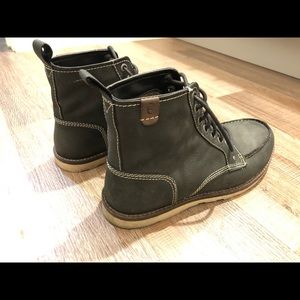 Crevo Buck Boots Black; Size 10 w/BOX